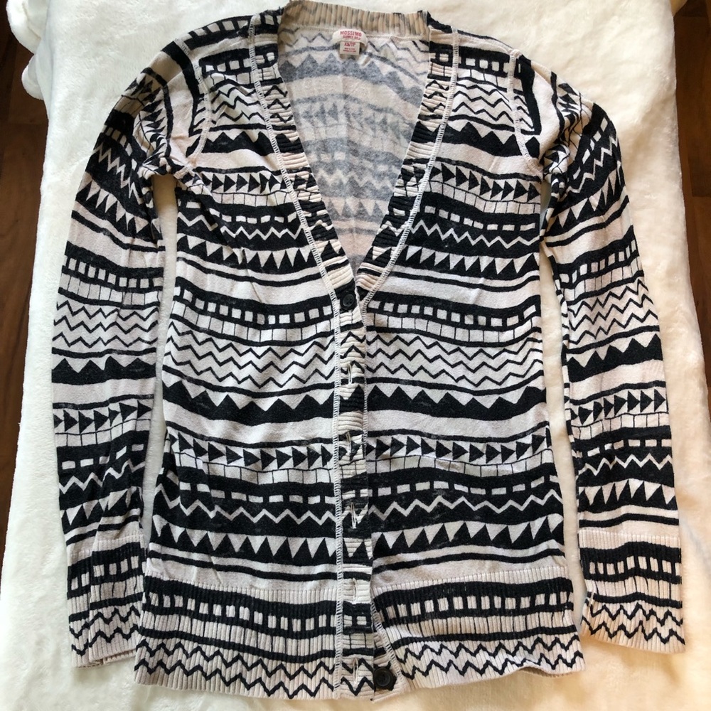 Mossimo black‎ and white geometric cardigan size XS